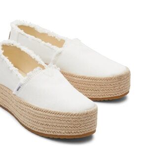 Toms Valencia Platform
Espadrille Slip On Flats
